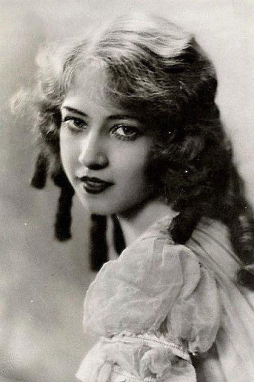 Doris Lloyd